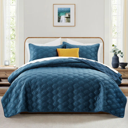Transform your bedroom with the Imperial Homeware Floral Ultrasonic Bedspread Set! 🌸 Lightweight, breathable, and machine washable – perfect for all seasons. Available in Twin, Queen, and King sizes! 🛏️✨ #HomeDecor #Bedding #CozyVibes
