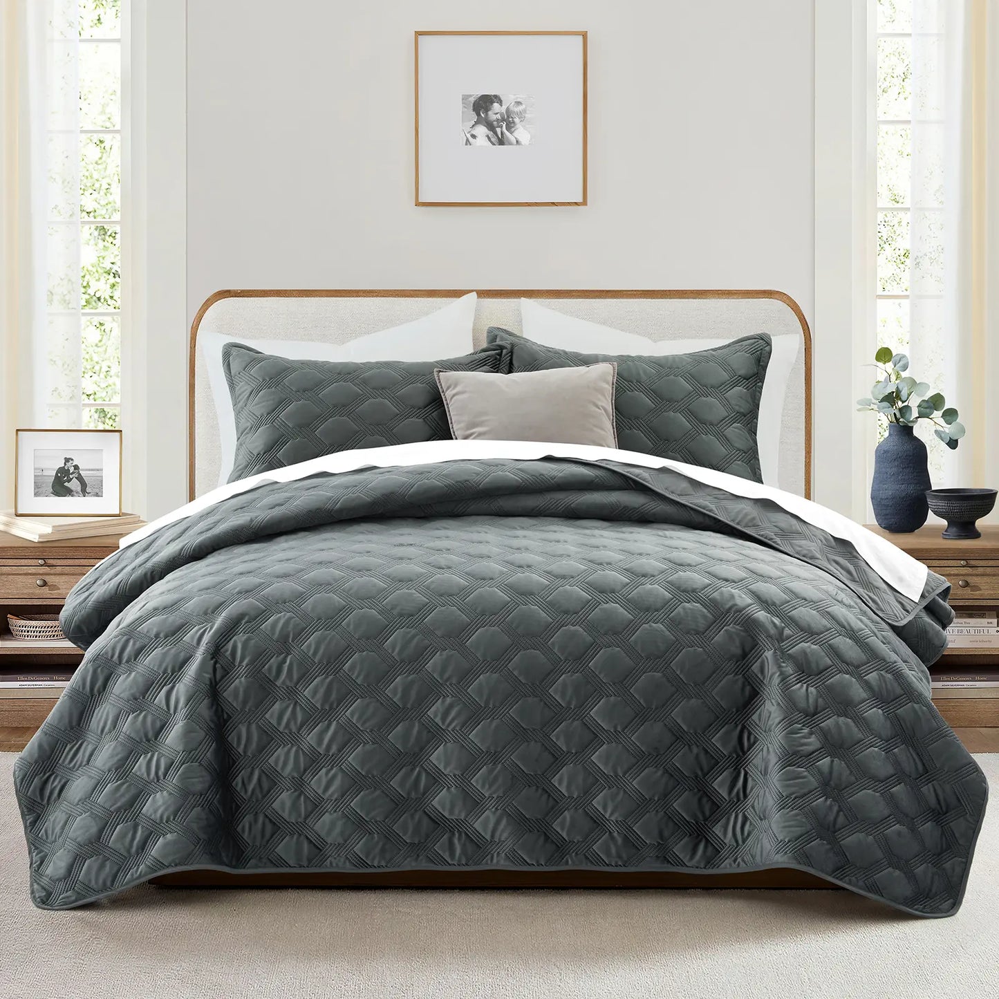 Transform your bedroom with the Imperial Homeware Floral Ultrasonic Bedspread Set! 🌸 Lightweight, breathable, and machine washable – perfect for all seasons. Available in Twin, Queen, and King sizes! 🛏️✨ #HomeDecor #Bedding #CozyVibes