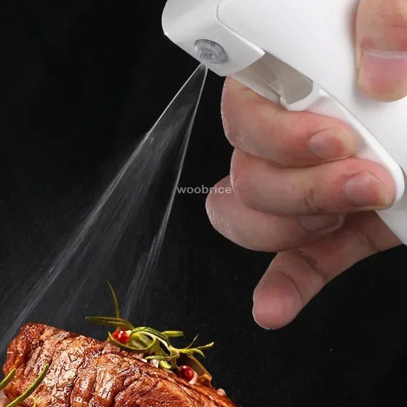 Press-Type Oil Spray Bottle 200/300/500ML Kitchen Cooking Oil Sprayer Outdoor Barbecue Oil Spray Bottle Vinegar Soy Sauce